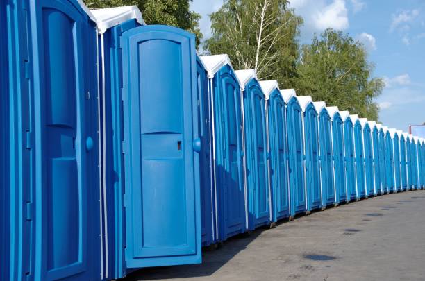 Best Luxury portable toilet rental  in Essex, IL